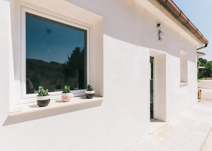 Targia House